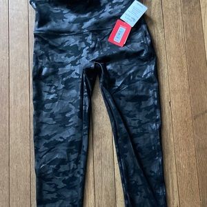 Spanx camo legging
